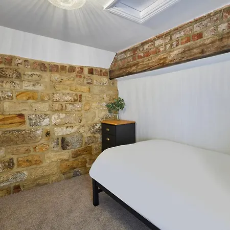 Host & - Cragg Feriehus